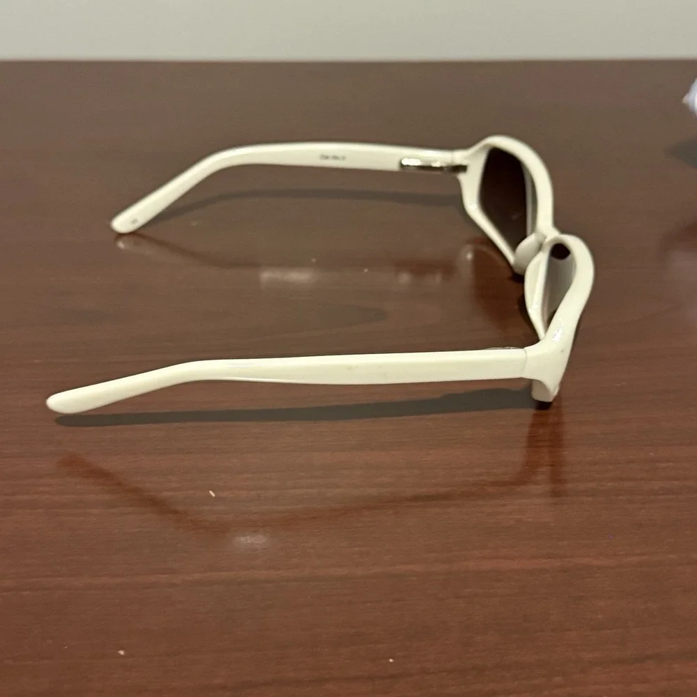 buenos aires‎ WS2359 100 Cat No 3 Sun Glasses Front Temples Cream Acetate